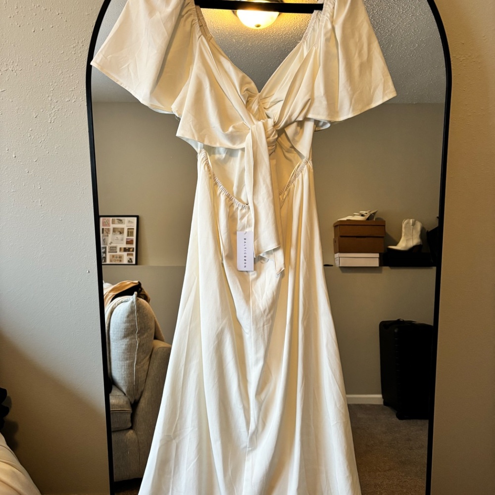 Baltic Born Indie Back Tie Dress NWT - Picture 4 of 5